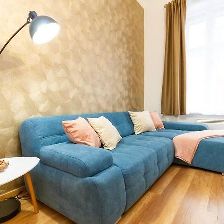 Luxe Haven On Lonyay By Newave Apartments Budapest Esterno foto