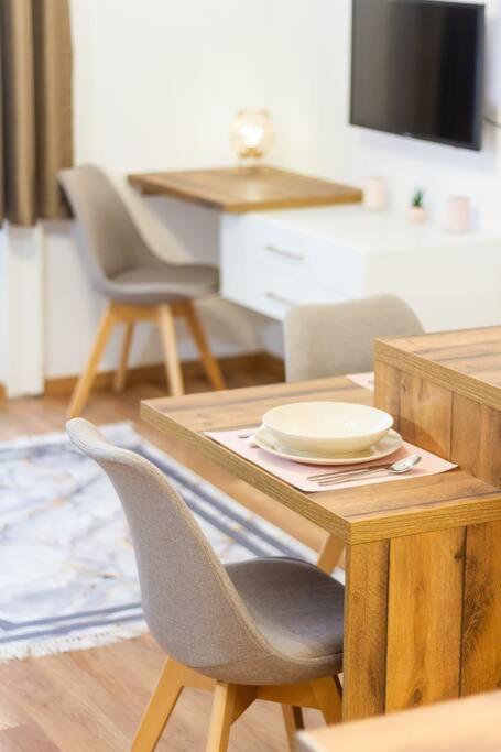 Luxe Haven On Lonyay By Newave Apartments Budapest Esterno foto